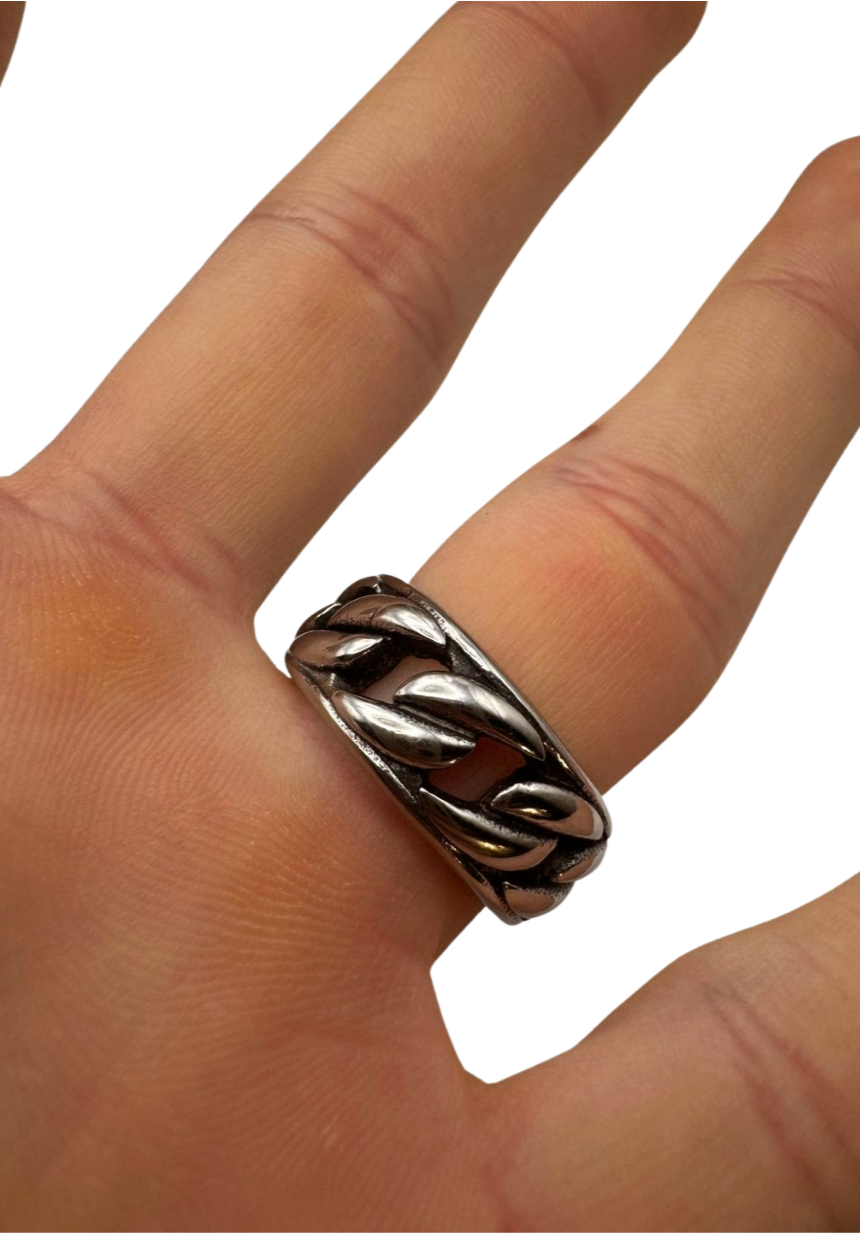 Silver curb ring