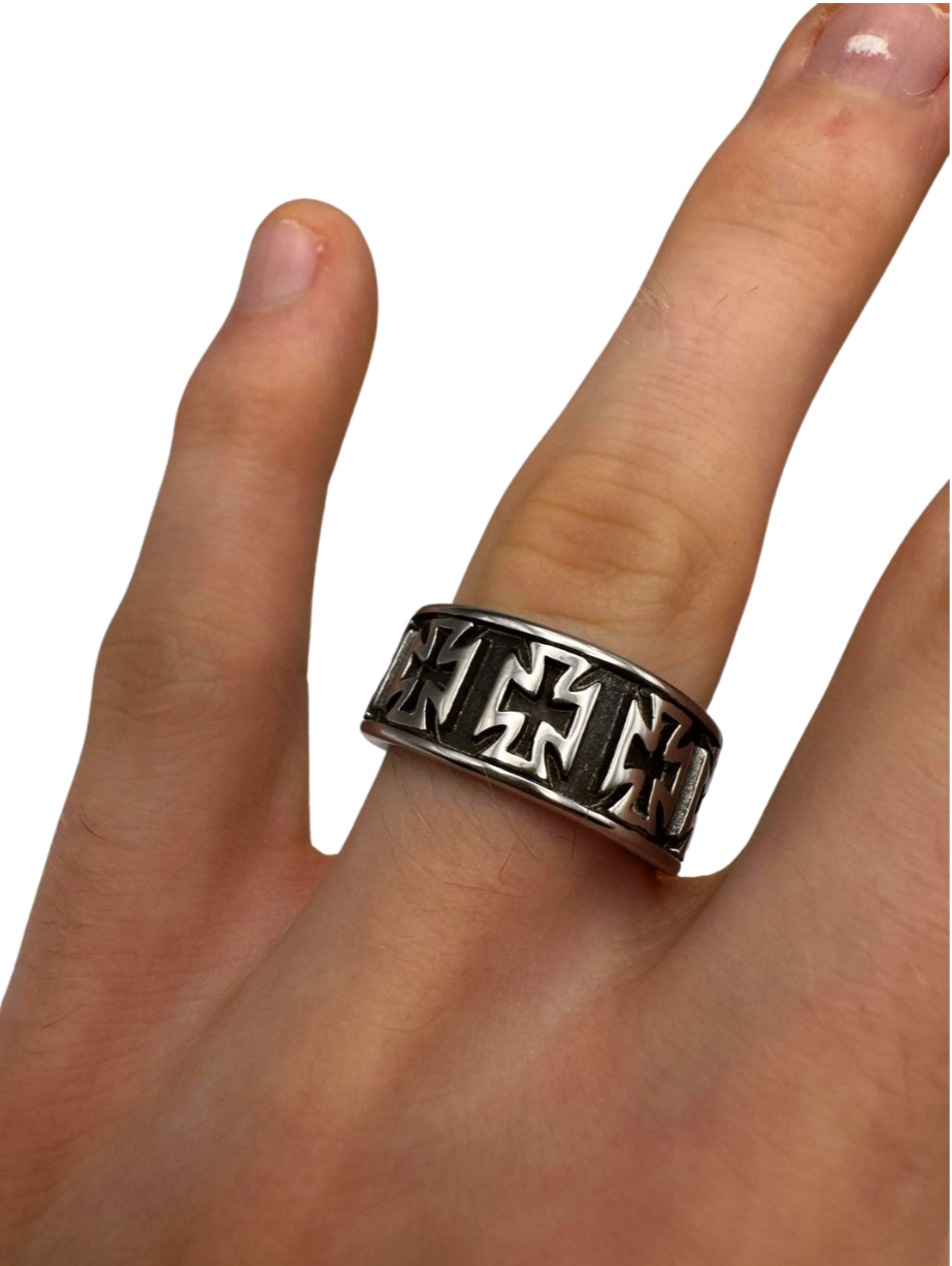 Silver cross ring